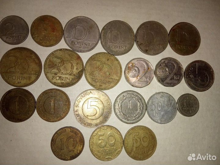 Набор монет разных стран