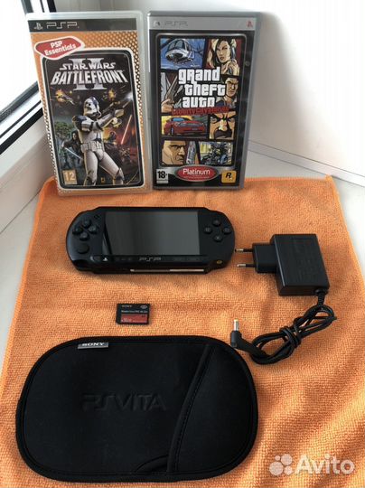 Sony PlayStation Portable E1008(PSP Street) 16gb