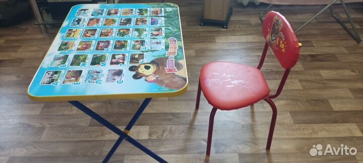 Детский стол и стул