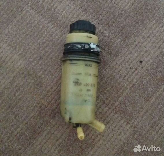 Бампер на Пассат Б4 б3