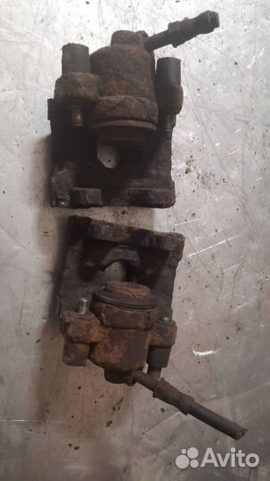 Суппорт тормозной задний BMW 3 E46 1999