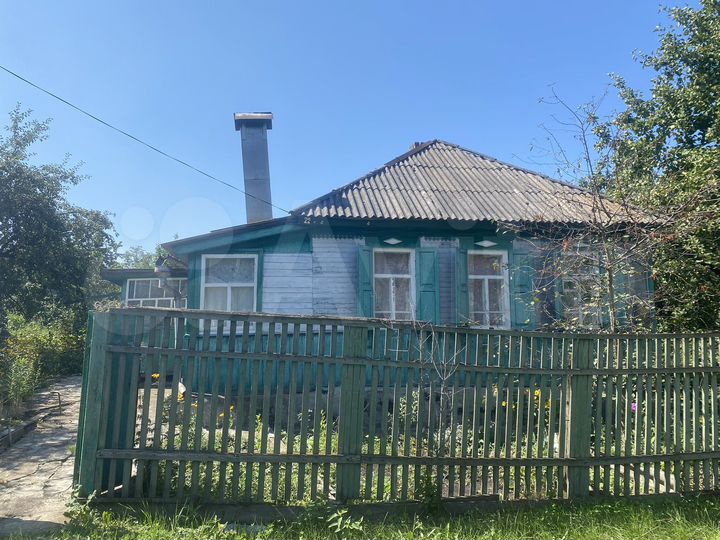 Дом 32,4 м² на участке 9 сот.