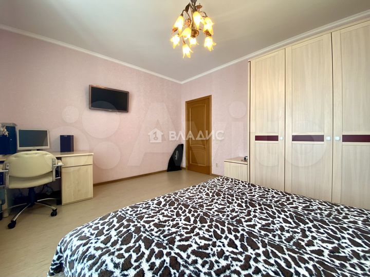 3-к. квартира, 81,6 м², 8/9 эт.