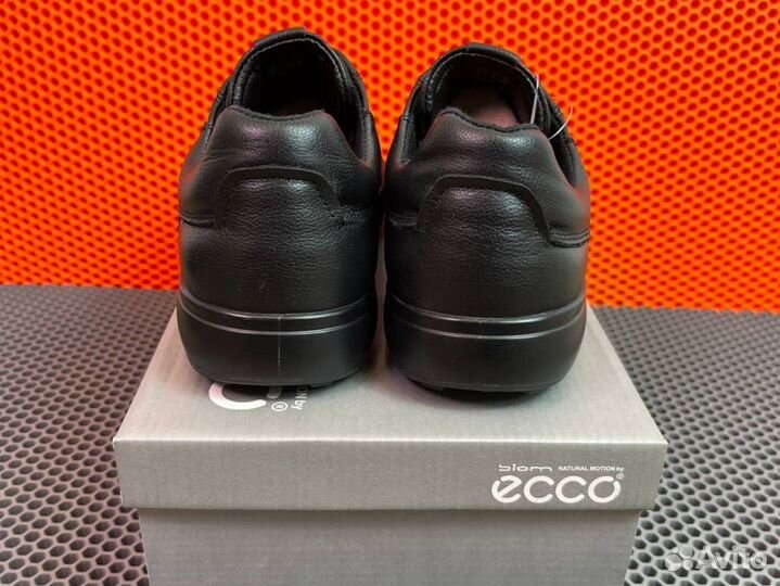 Кроссовки Ecco модные