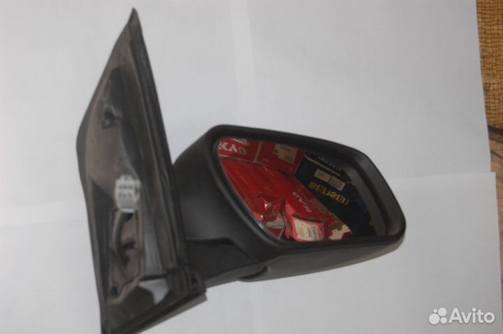 Продам Зеркало двери правое Ford Focus 2004-05