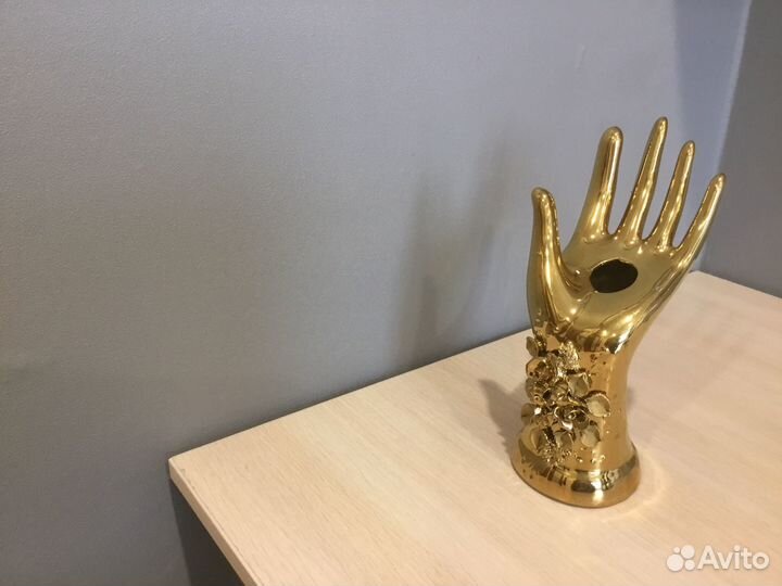 Статуэтка фарфор