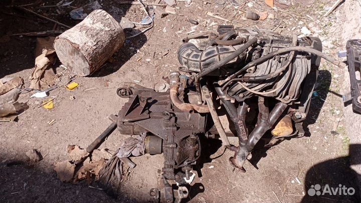 Двигатель с коробкой