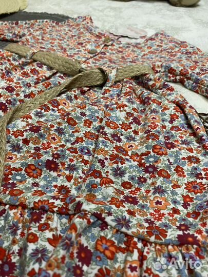 Платье на девочку новое