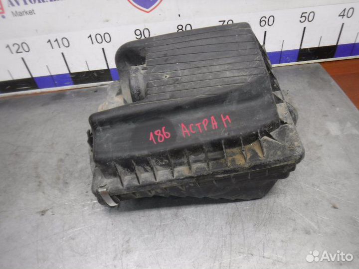 Корпус воздушного фильтра Opel Astra H Z18XER 2008