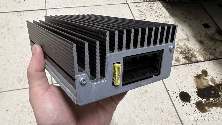 Отдам электронные блоки для BMW X5 E70