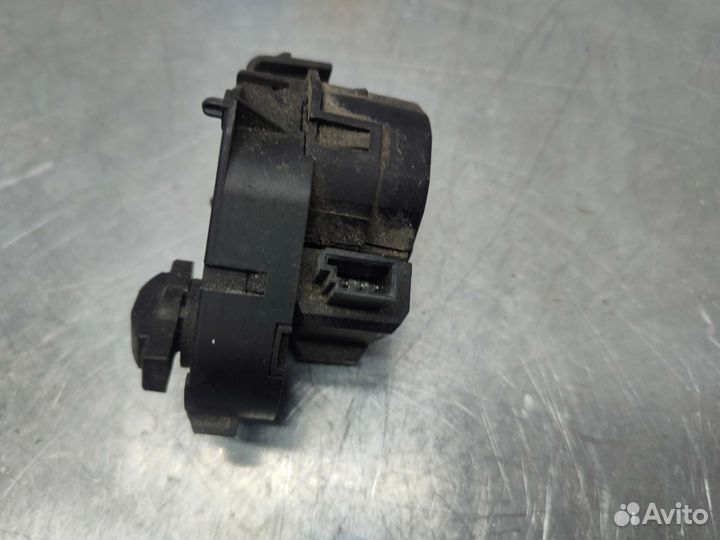 Сервопривод печки BMW X5 E53 2000 г.в