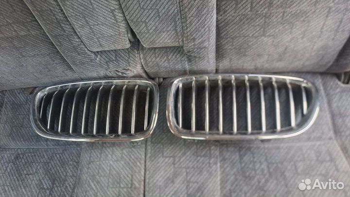 Решётка радиатора BMW