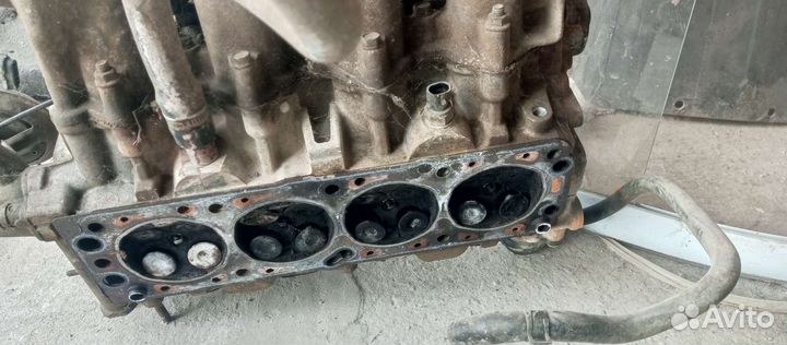 Продам головку на daewoo nexia 1.5-1.6 л 18 кл