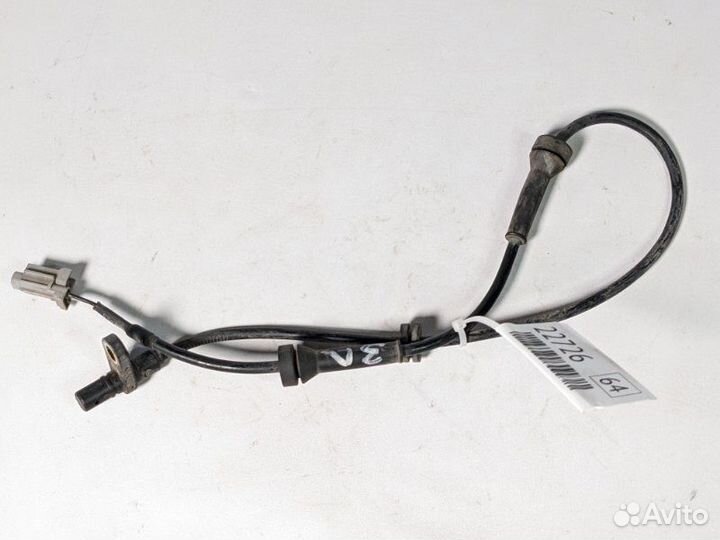 Датчик ABS задний левый Nissan Serena C26 MR20