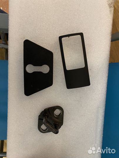 Замок багажника