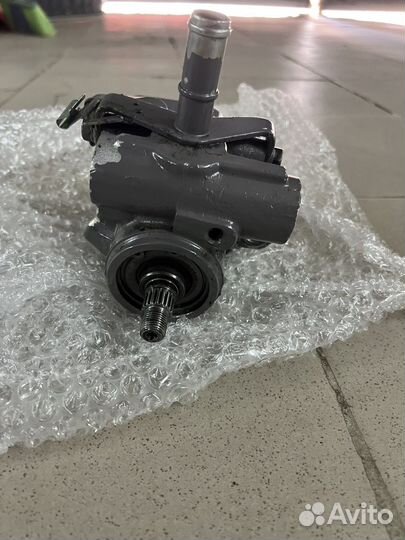 Насос Гур Toyota 44320-50030