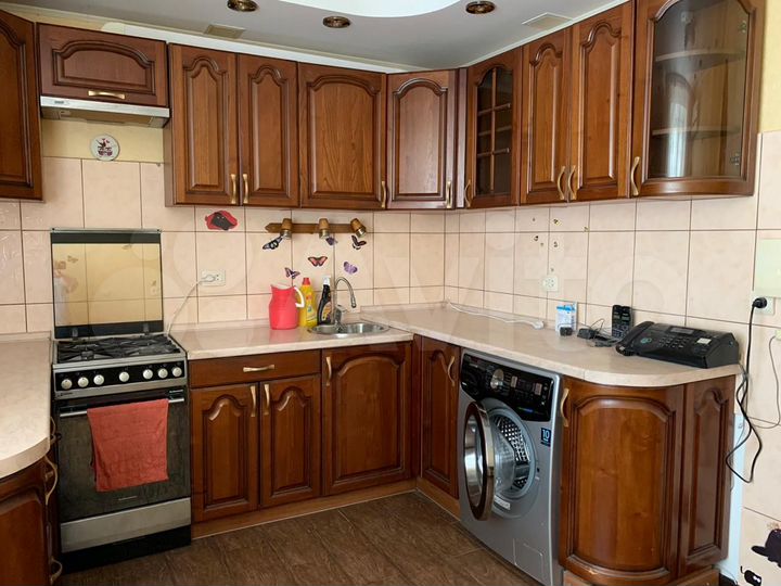 4-к. квартира, 108 м², 3/3 эт.