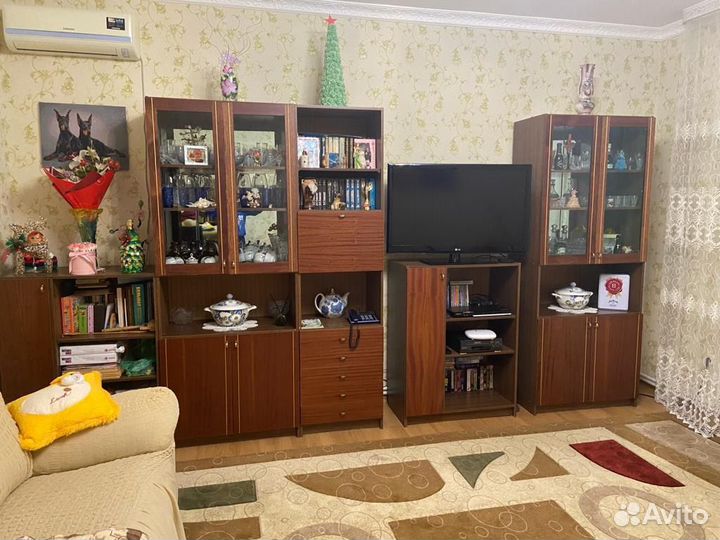 Стенка в гостиную бу