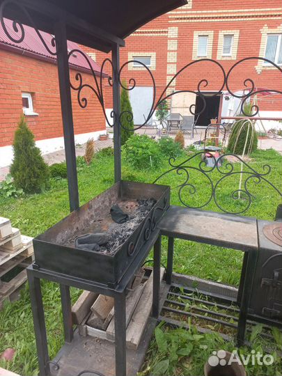 Мангал с печью под казан и крышей