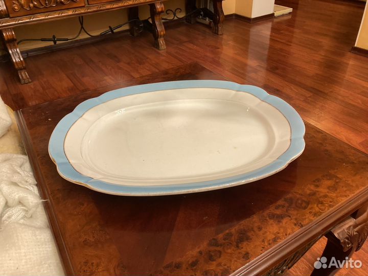 Блюдо фарфоровое большое 49 x37 Антикварное