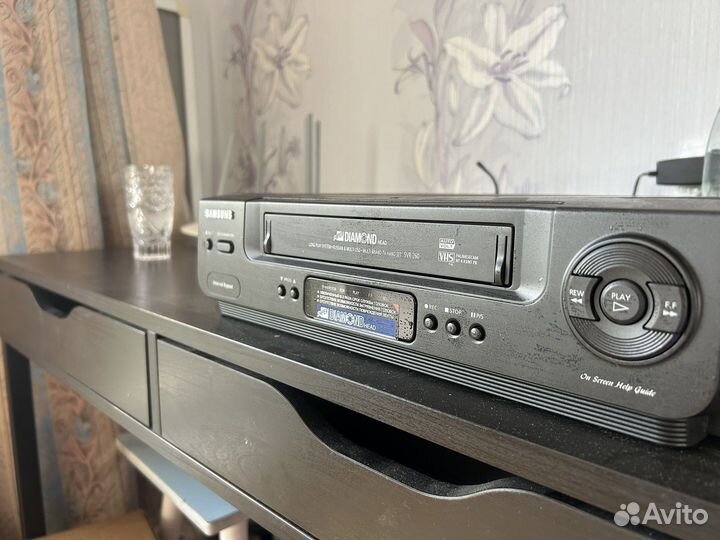 Видеомагнитофон samsung SVR-260