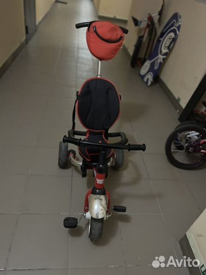 Детский велосипед с ручкой