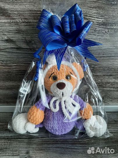 Вязаная игрушка амигуруми Мишка в пижамке