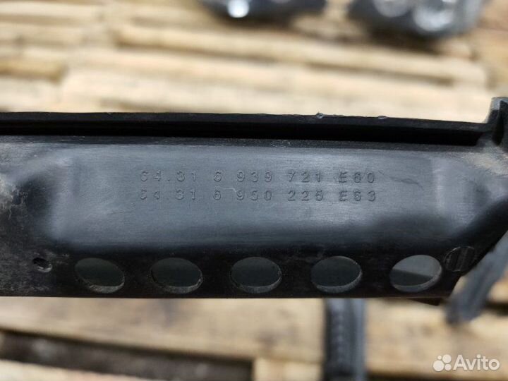 Водосток Bmw 5 E60 N52B30 2005