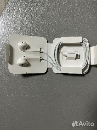 Наушники earpods
