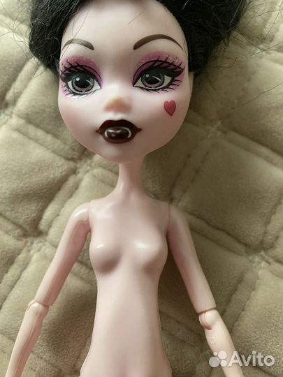 Monster high дракулаура Базовая