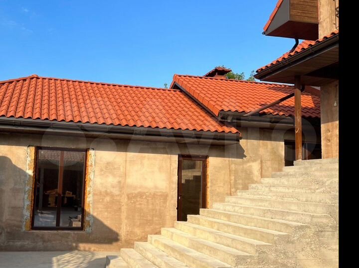 Дом 295 м² на участке 10 сот.