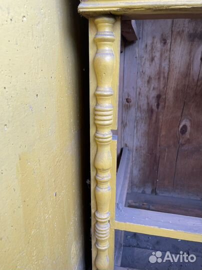 Крепкая тумба из дерева