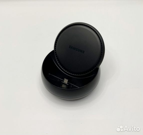 Док-станция Samsung DeX