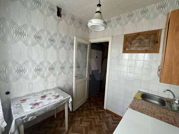 2-к. квартира, 43 м², 6/9 эт.