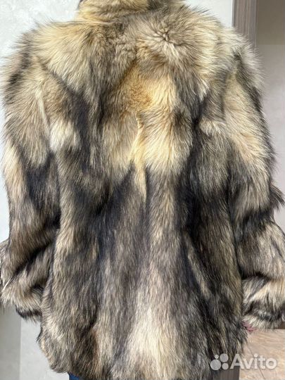 Шикарный полушубок волк Из Европы