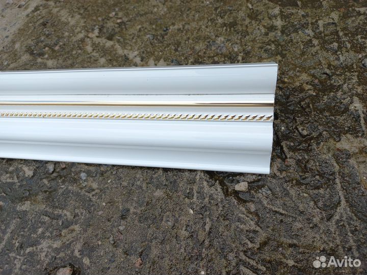 Карниз на окно тройной новый 2.5м