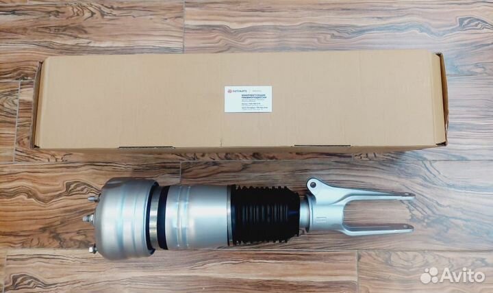 Амортизатор пневматический порше 97034305112