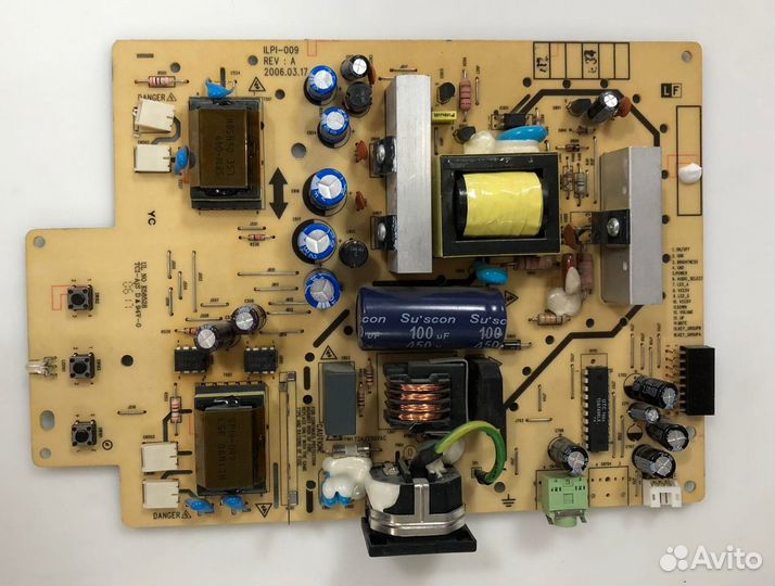 Монитор CTX W1961A в разбор