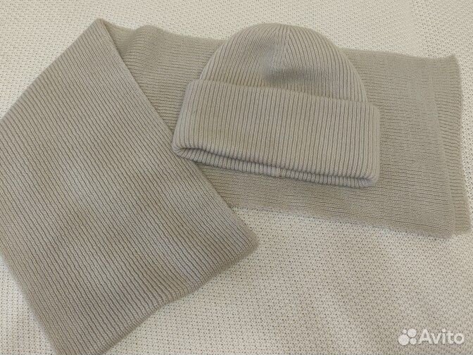 Комплект шапка и шарф женские