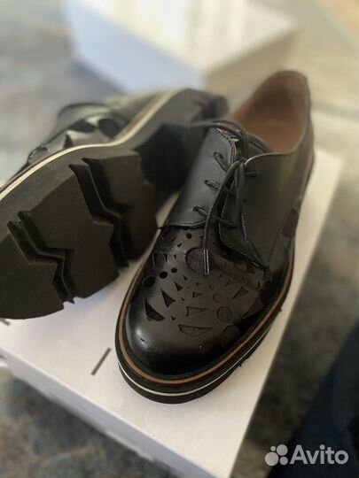 Ботинки Pollini размер 35