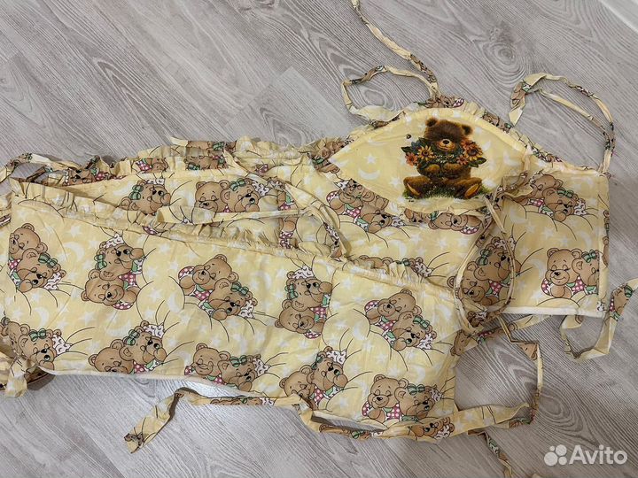 Бортики на детскую кроватку