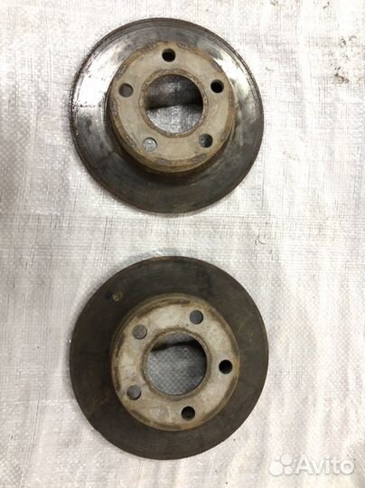 Диски тормозные задние Passat B5