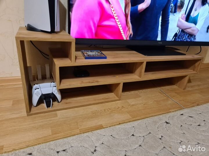 Тумба под телевизор
