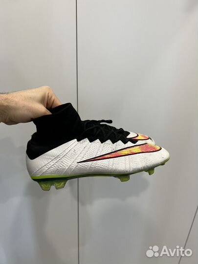Футбольные бутсы Nike Mercurial