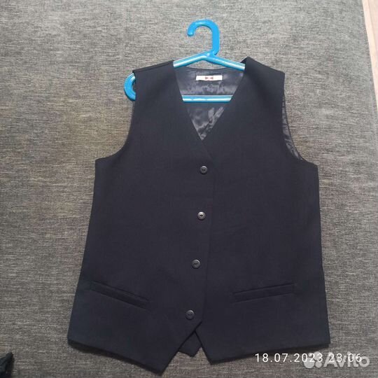 Школьный костюм жилет на мальчика 164 baloven