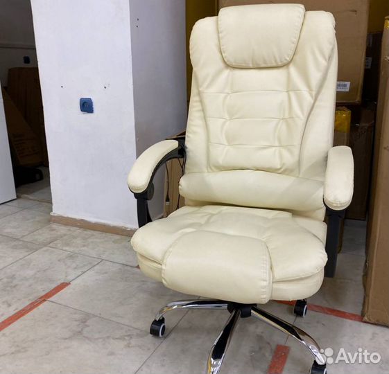 Офисное кресло с массажем