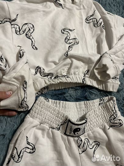 Костюм спортивный bershka