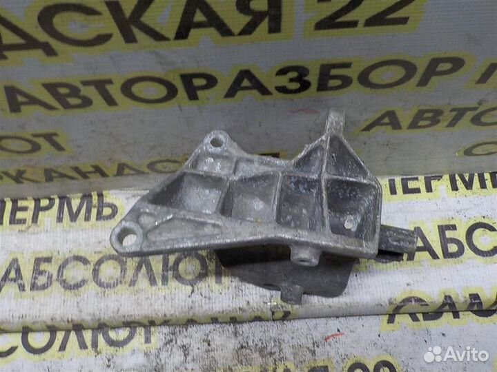 Кронштейн кондиционера Subaru Legacy Outback III