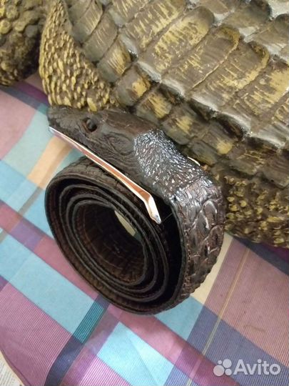 Мужской кожаный ремень коричневый