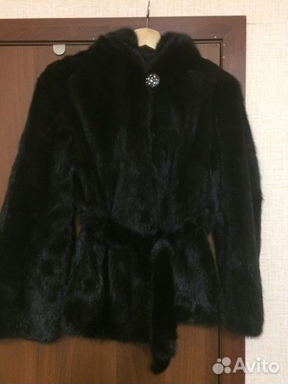 Продам норковый полушубок автоледи